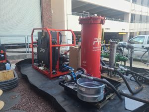 Gas turbine lube oil flushing, on-site service with rental equipment